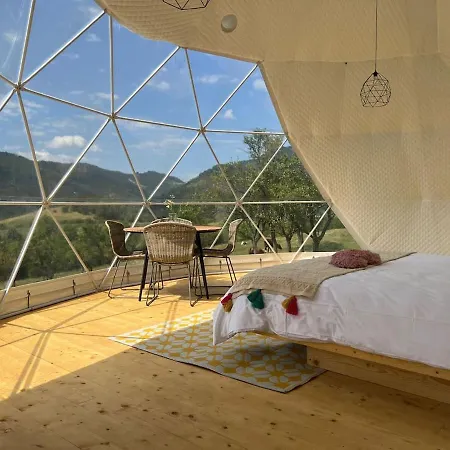 Tranquil Dome - Manta's Retreat Glamping