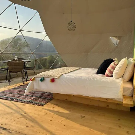 Tranquil Dome - Manta's Retreat Glamping *