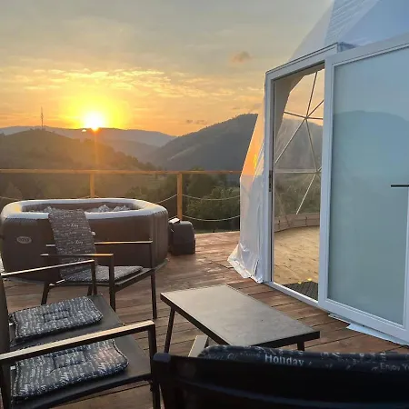 Tranquil Dome - Manta's Retreat Glamping Cornereva