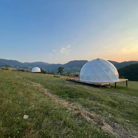 Tranquil Dome - Manta's Retreat Glamping